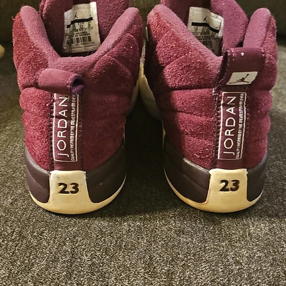 Nike Air Jordan Bordeaux Retro Youth Suede Shoes - Picture 3 of 8
